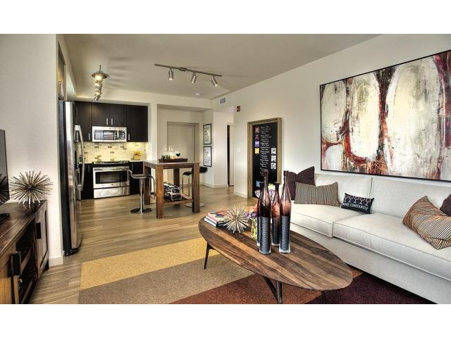 SPACIOUS 1 BED/ 1 BATH APARTMENT IN MANHATTAN NEW YORK